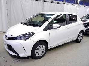 2013 toyota yaris le oil type