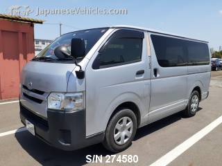TOYOTA HIACE 2017 S/N 274580