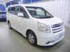 TOYOTA NOAH 2007 S/N 226066 front left view
