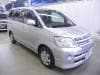 TOYOTA NOAH 2005 S/N 262269 front left view