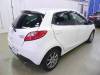 MAZDA DEMIO (MAZDA2/121) 2013 S/N 269000 vista traseira direita