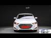 HYUNDAI AVANTE 2018 S/N 275389 vue avant gauche