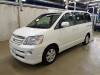TOYOTA NOAH 2004 S/N 275815
